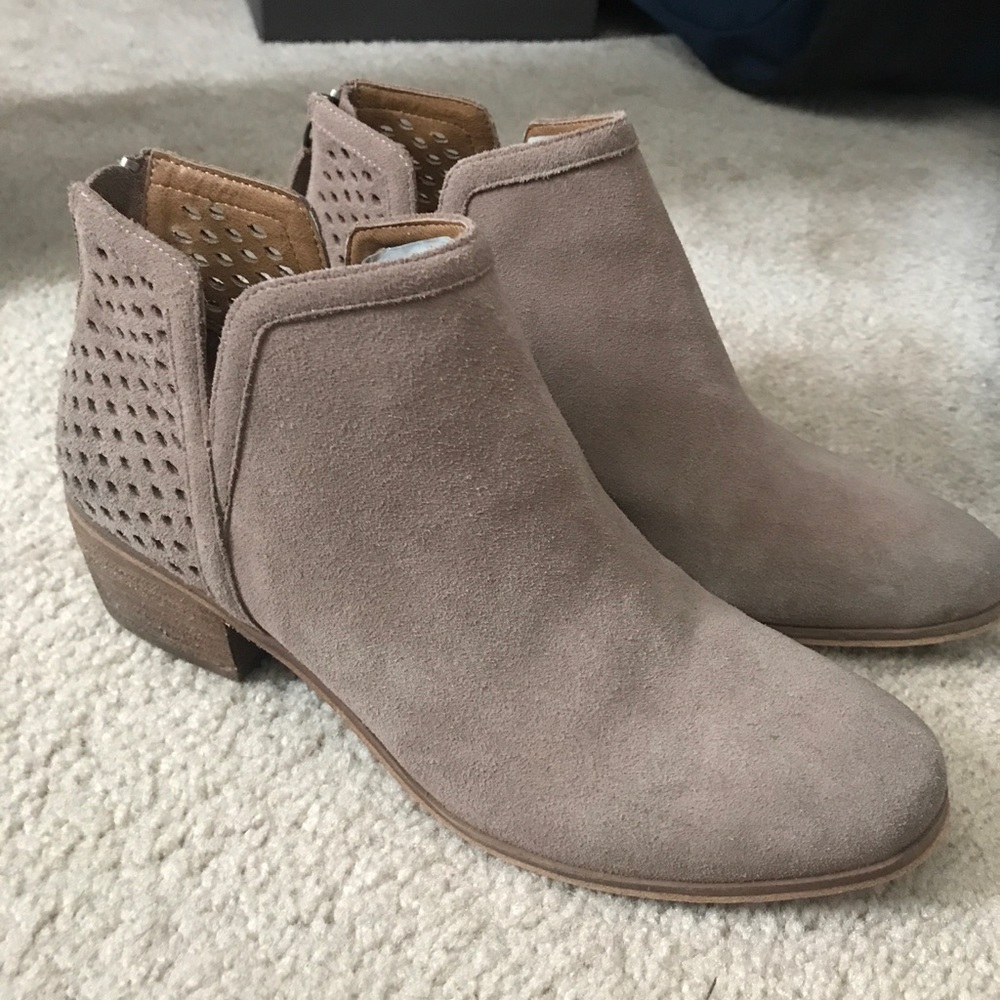 Susina Tan Chelsea Booties Perforated Back